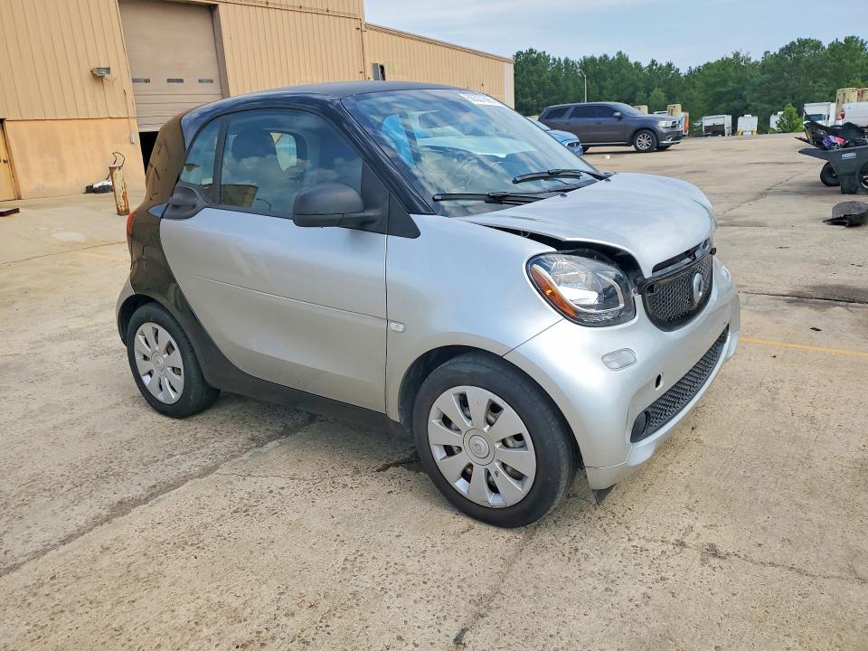 2016 Smart Fortwo მანქანა იყიდება აუქციონზე, vin: WMEFJ5DA3GK076996, აუქციონის ნომერი: 60327696