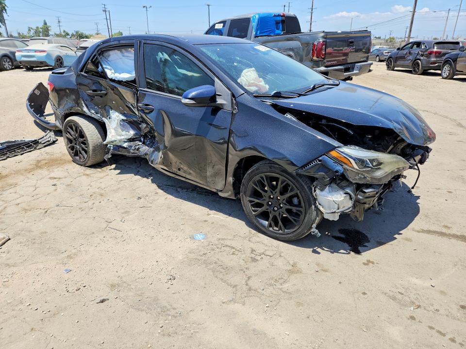 61162316 :رقم المزاد ، 5YFBURHE8HP577930 vin ، 2017 Toyota Corolla مزاد بيع