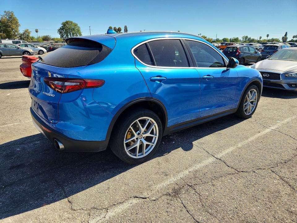 Продаж на аукціоні авто 2019 Alfa Romeo Stelvio, vin: ZASPAJAN7K7C50557, номер лоту: 61880166