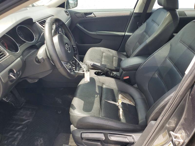 60491446 :رقم المزاد ، 3VWDB7AJ1HM275314 vin ، 2017 Volkswagen Jetta مزاد بيع