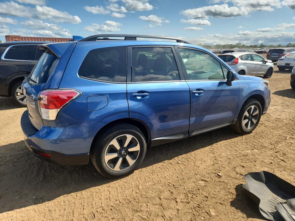 Продаж на аукціоні авто 2017 Subaru Forester, vin: JF2SJAEC3HH517015, номер лоту: 60856926
