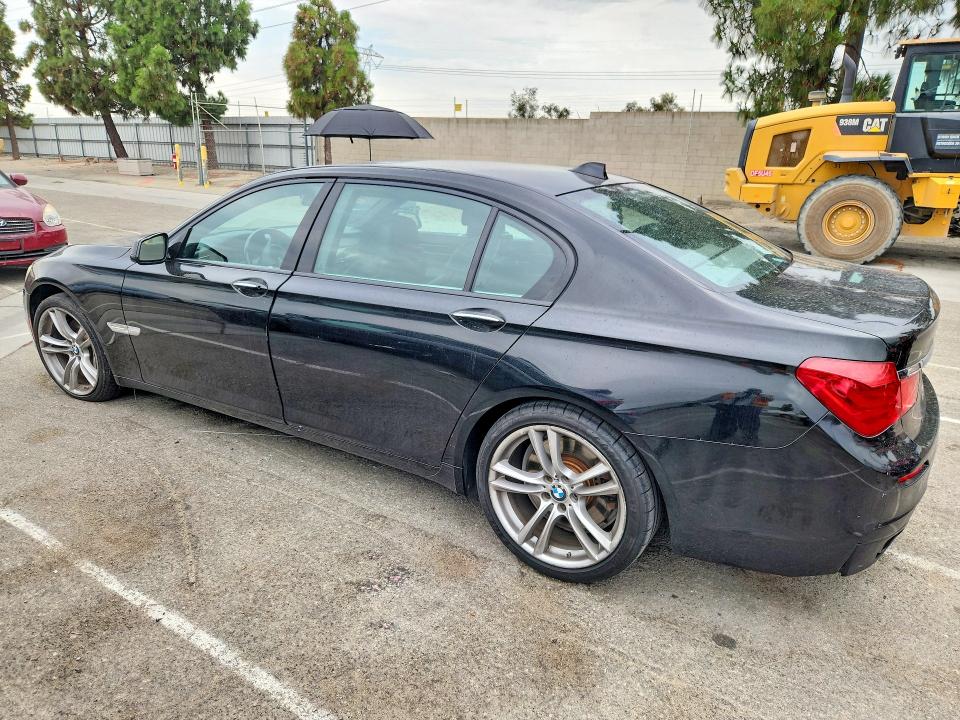 60263596 :رقم المزاد ، WBAKB8C58CC964970 vin ، 2012 Bmw 750 مزاد بيع