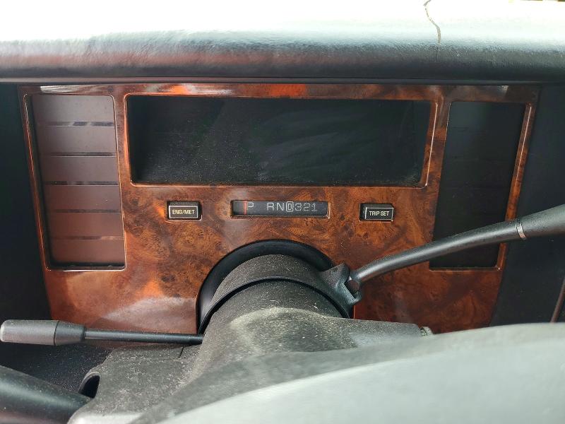 1995 Cadillac Fleetwood მანქანა იყიდება აუქციონზე, vin: 1G6DW52P0SR704367, აუქციონის ნომერი: 62916236