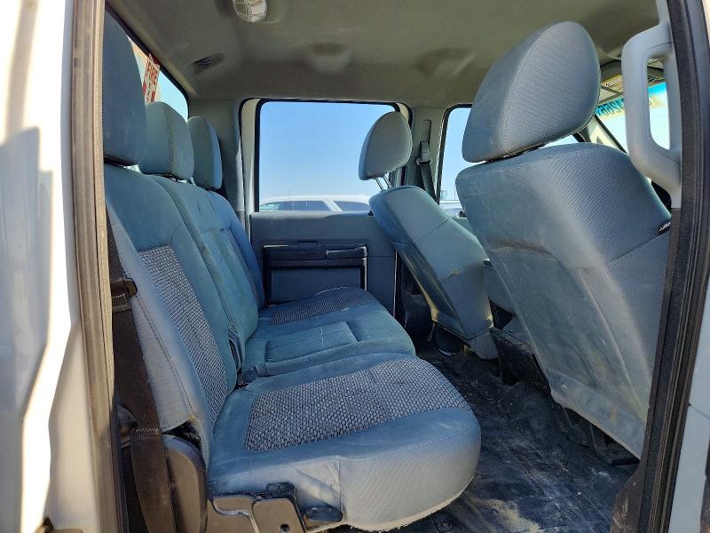 61434266 :رقم المزاد ، 1FD0W5HT6FEB56920 vin ، 2015 Ford F550 مزاد بيع
