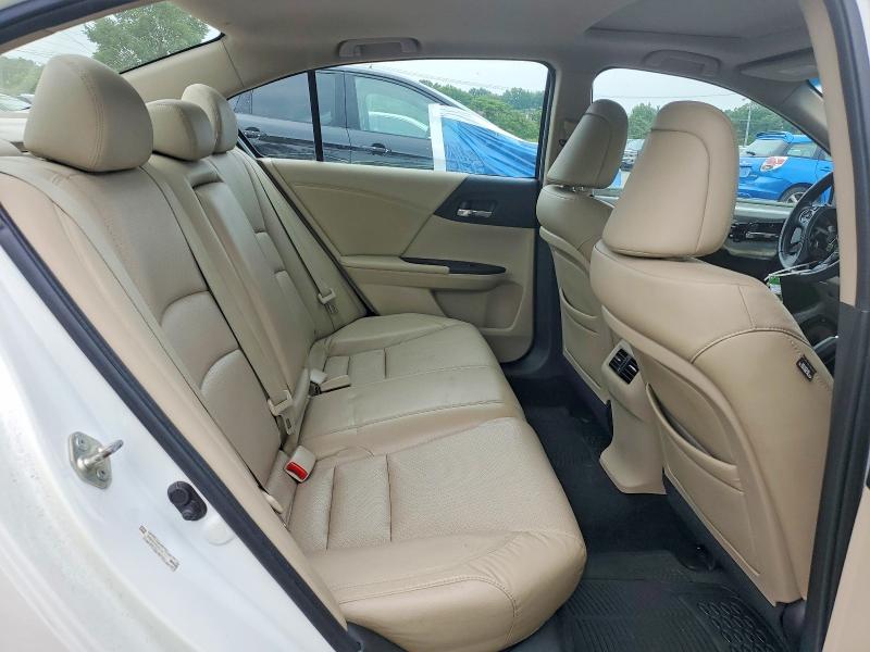 60581326 :رقم المزاد ، 1HGCR3F91EA002014 vin ، 2014 Honda Accord مزاد بيع