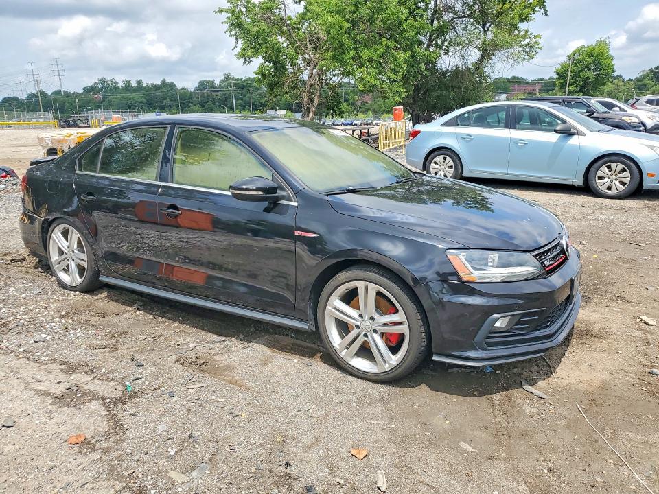 60259026 :رقم المزاد ، 3VW4T7AJXHM404275 vin ، 2017 Volkswagen Jetta مزاد بيع