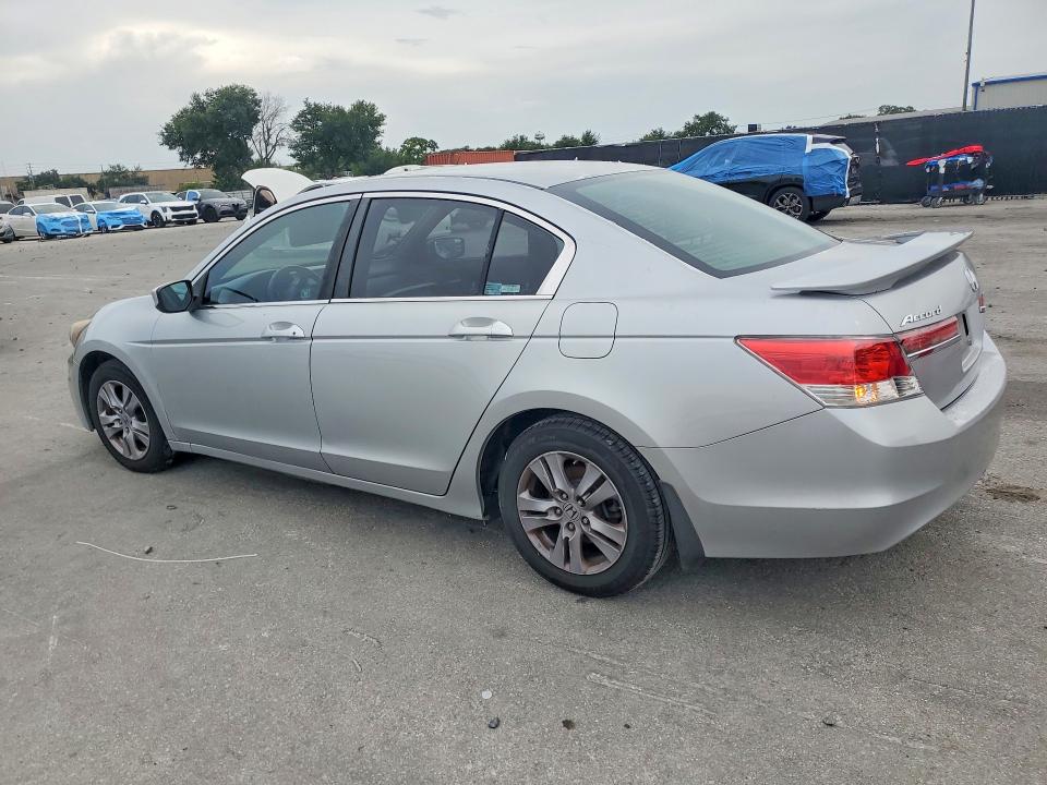 60712206 :رقم المزاد ، 1HGCP2F62CA042038 vin ، 2012 Honda Accord مزاد بيع