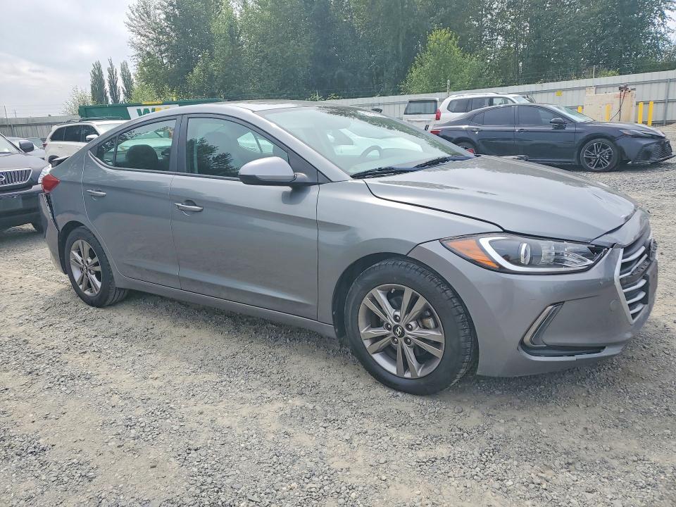 61732726 :رقم المزاد ، KMHD84LF5HU386755 vin ، 2017 Hyundai Elantra مزاد بيع