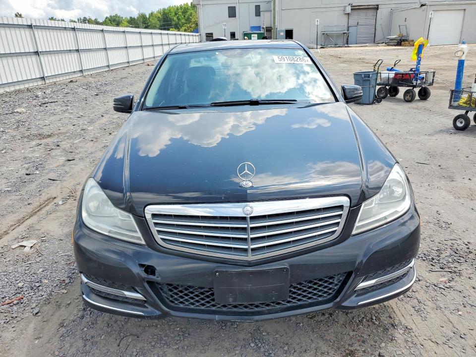 2013 Mercedes-benz C მანქანა იყიდება აუქციონზე, vin: WDDGF8AB3DR291239, აუქციონის ნომერი: 59108286