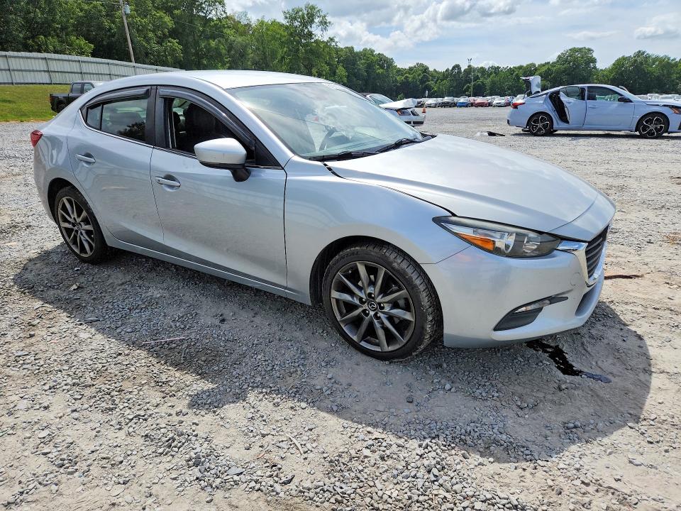 Продажа на аукционе авто 2018 Mazda 3, vin: 3MZBN1V30JM206045, номер лота: 61981186