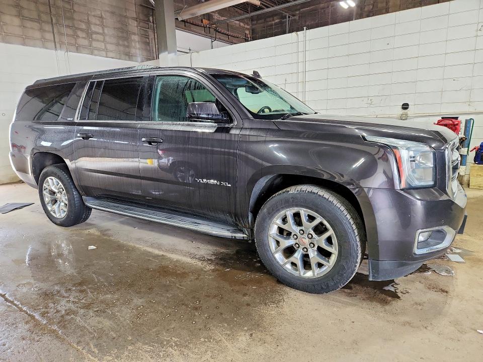 59332346 :رقم المزاد ، 1GKS2GKCXHR183633 vin ، 2017 Gmc Yukon Xl مزاد بيع