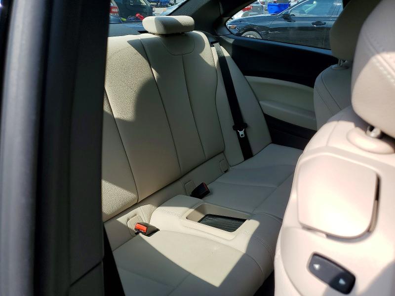 59370256 :رقم المزاد ، WBA2J1C50JVD09281 vin ، 2018 Bmw 230i مزاد بيع