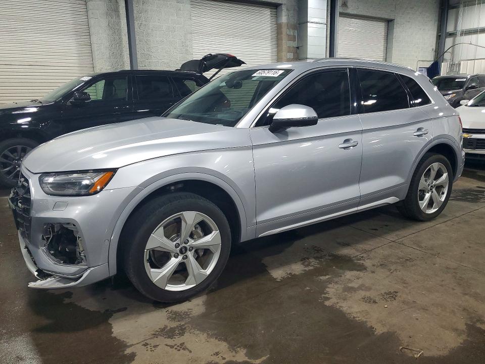 60579116 :رقم المزاد ، WA1CAAFYXM2050969 vin ، 2021 Audi Q5 مزاد بيع