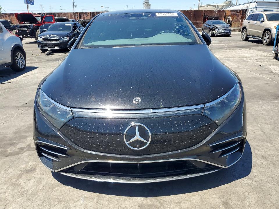 63143666 :رقم المزاد ، W1KCG4EB2NA006576 vin ، 2022 Mercedes-benz Eqs Sedan مزاد بيع