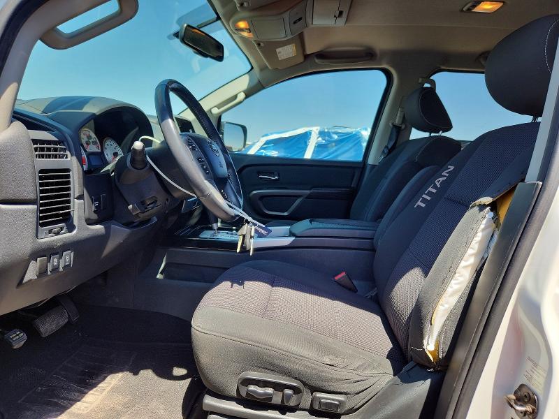 58130126 :رقم المزاد ، 1N6BA0EC7FN514879 vin ، 2015 Nissan Titan مزاد بيع