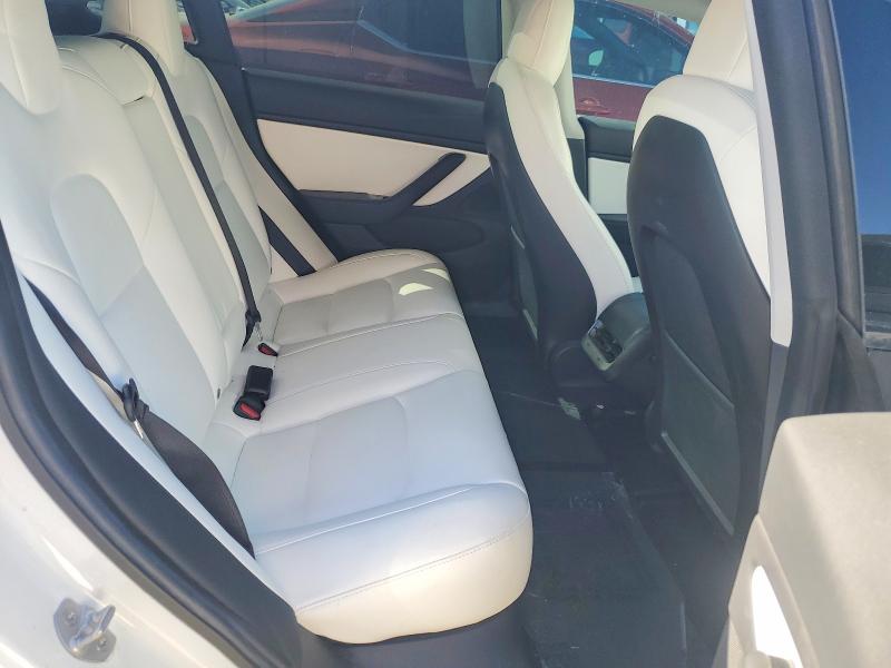 59247746 :رقم المزاد ، 5YJ3E1EB6KF421577 vin ، 2019 Tesla Model 3 مزاد بيع