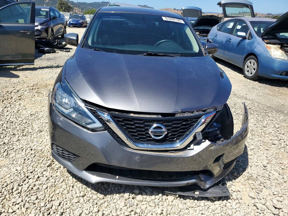 Продажа на аукционе авто 2017 Nissan Sentra, vin: 3N1AB7AP2HL719383, номер лота: 61692126