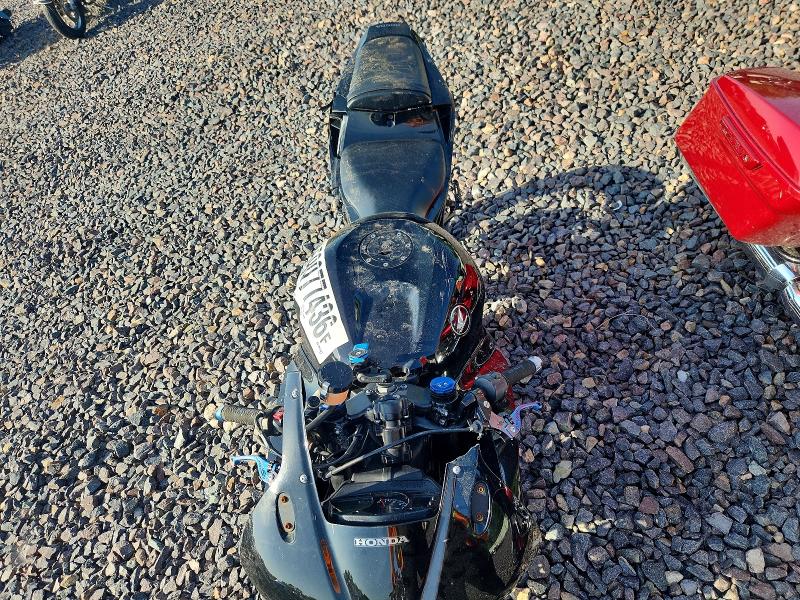59077436 :رقم المزاد ، JH2PC4003EK700336 vin ، 2014 Honda Cbr600 مزاد بيع