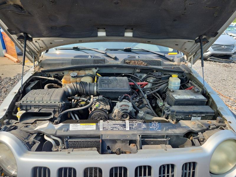 61040096 :رقم المزاد ، 1J4GL48K22W256248 vin ، 2002 Jeep Liberty مزاد بيع