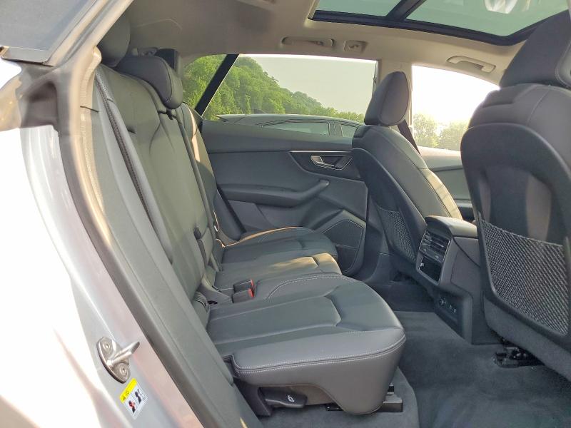 Продажа на аукционе авто 2021 Audi Q8, vin: WA1EVAF11MD015628, номер лота: 60913326