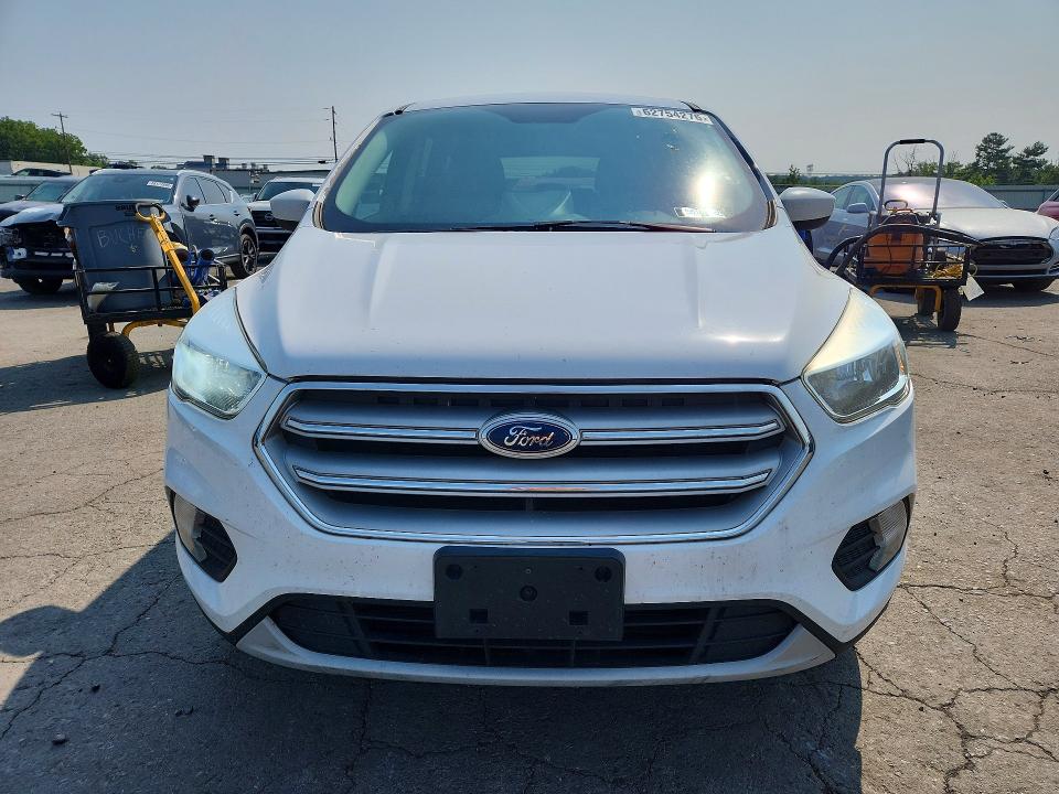 62754276 :رقم المزاد ، 1FMCU9GD2JUA77666 vin ، 2018 Ford Escape مزاد بيع