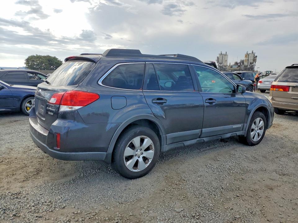 61610876 :رقم المزاد ، 4S4BRBGC4C3226454 vin ، 2012 Subaru Outback مزاد بيع
