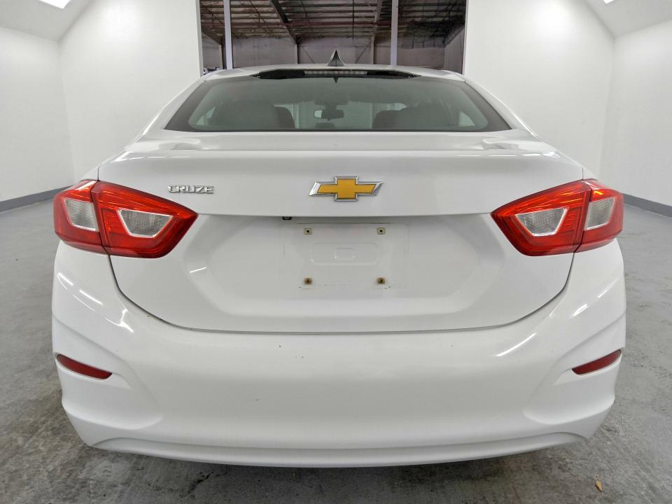 2017 Chevrolet Cruze მანქანა იყიდება აუქციონზე, vin: 1G1BC5SM6H7194817, აუქციონის ნომერი: 60882816