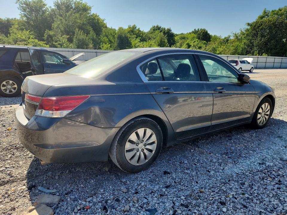 62824636 :رقم المزاد ، 1HGCP2F37CA088843 vin ، 2012 Honda Accord مزاد بيع