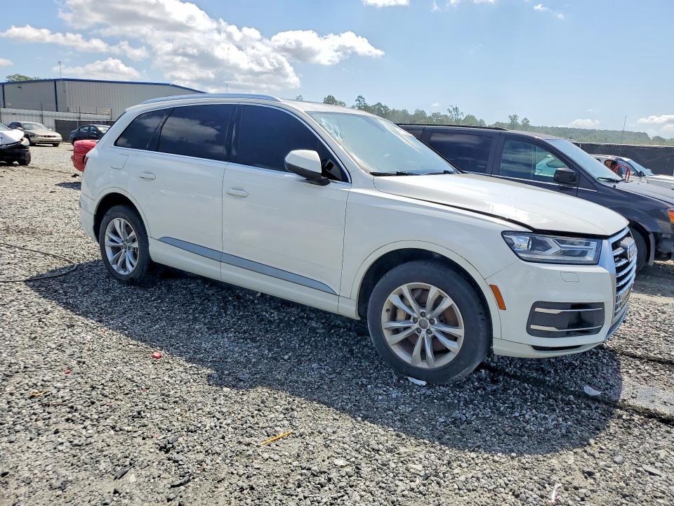 Продаж на аукціоні авто 2018 Audi Q7, vin: WA1LAAF7XJD034262, номер лоту: 61730546