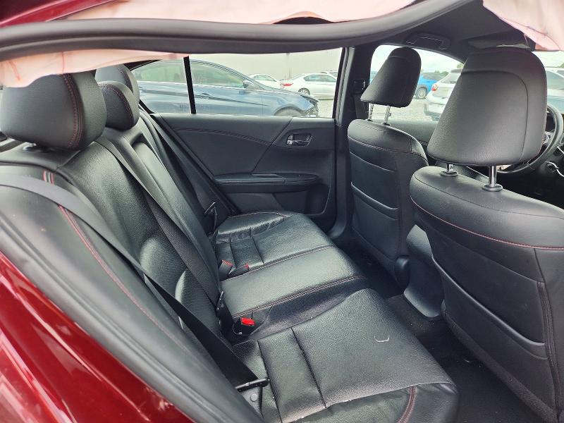 60821416 :رقم المزاد ، 1HGCR2F17HA117581 vin ، 2017 Honda Accord مزاد بيع