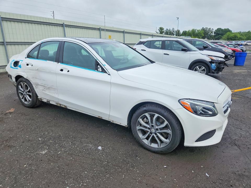 2016 Mercedes-benz C მანქანა იყიდება აუქციონზე, vin: 55SWF4KB1GU102643, აუქციონის ნომერი: 60034566