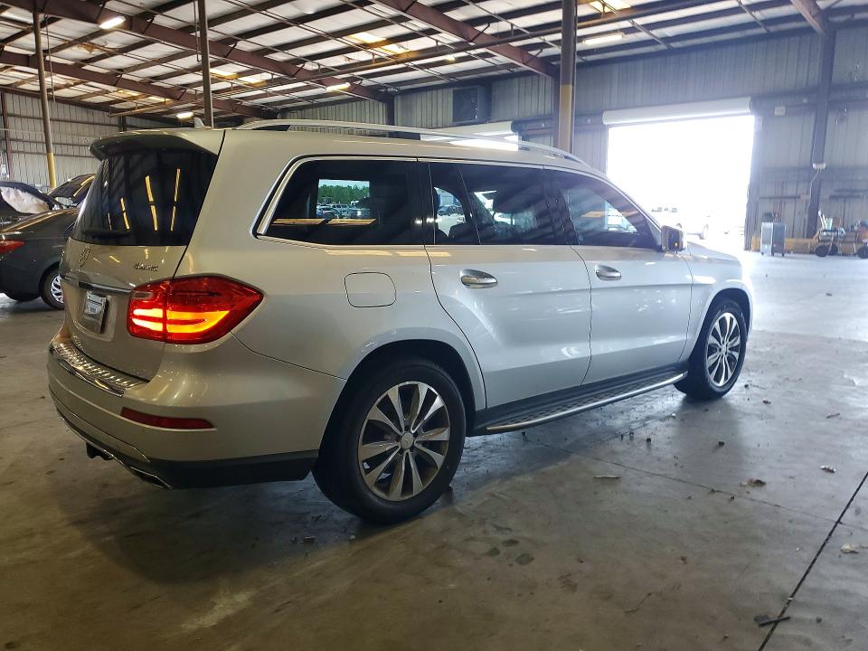 62288396 :رقم المزاد ، 4JGDF6EE2FA451534 vin ، 2015 Mercedes-benz Gl مزاد بيع