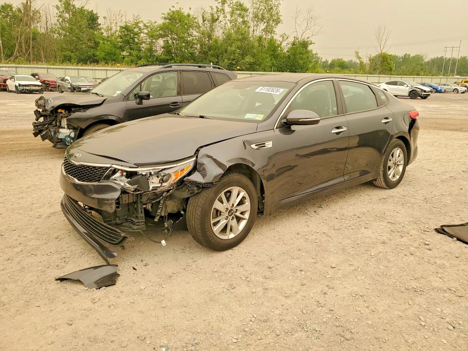 61192626 :رقم المزاد ، KNAGT4L36H5142075 vin ، 2017 Kia Optima مزاد بيع