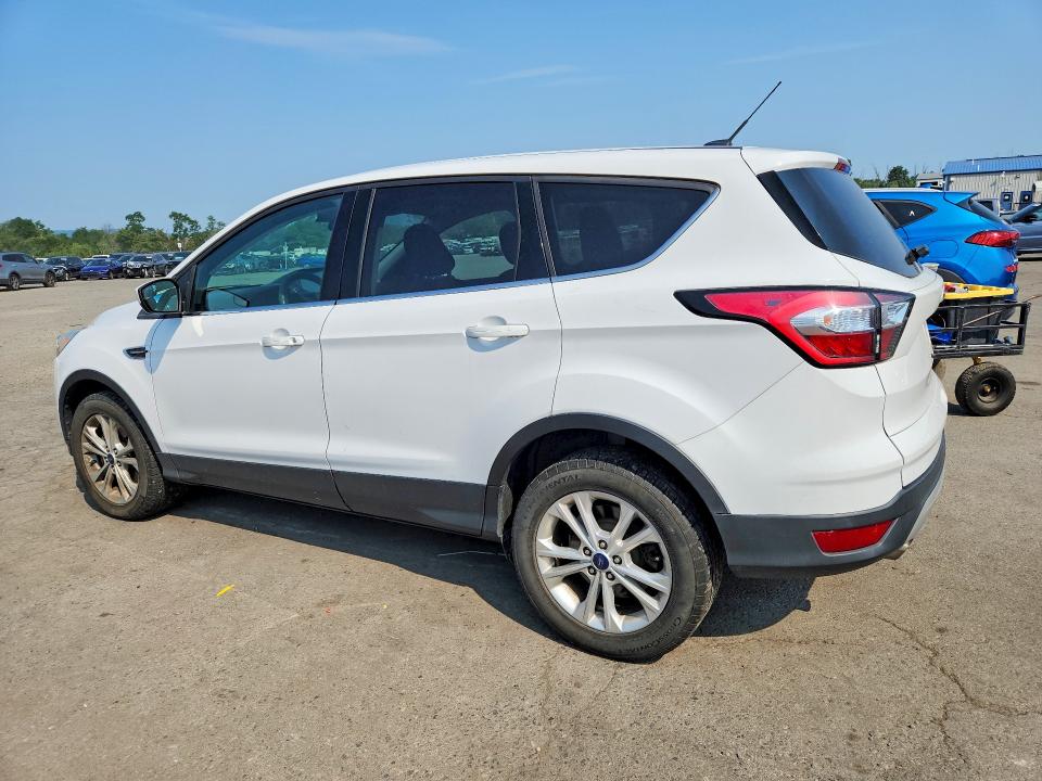 62754276 :رقم المزاد ، 1FMCU9GD2JUA77666 vin ، 2018 Ford Escape مزاد بيع