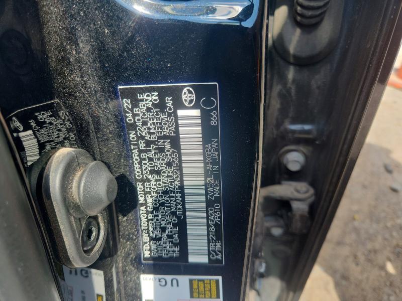 61551186 :رقم المزاد ، JTDKAMFP9N3215657 vin ، 2022 Toyota Prius Prime مزاد بيع
