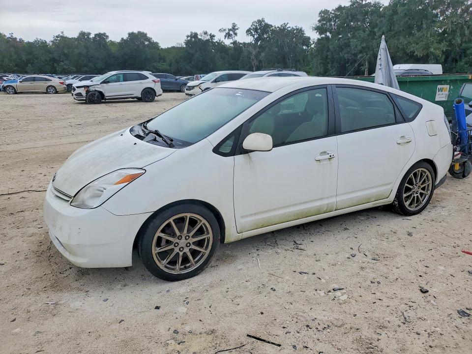 2005 Toyota Prius მანქანა იყიდება აუქციონზე, vin: JTDKB20U353022629, აუქციონის ნომერი: 60951176