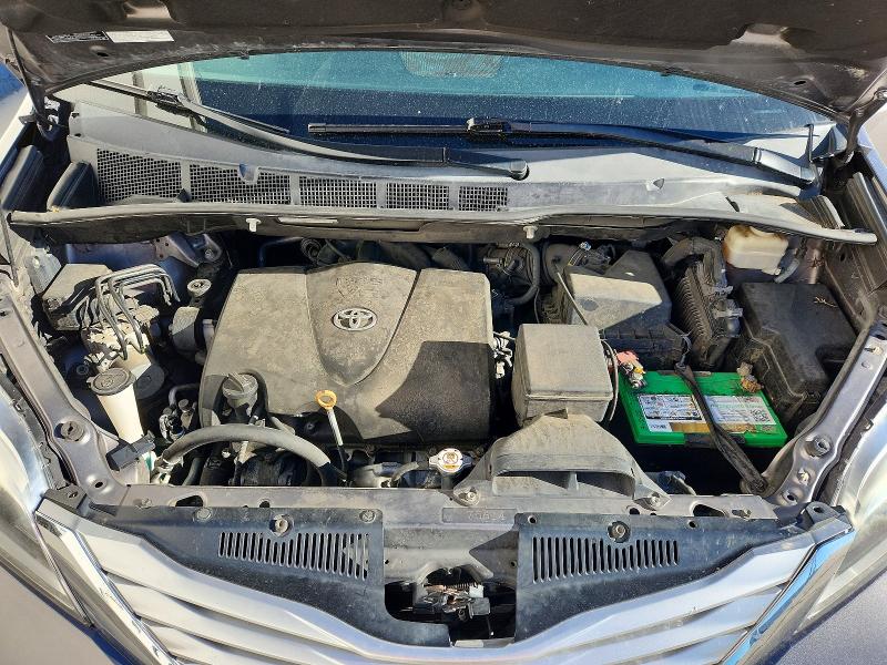 Продаж на аукціоні авто 2017 Toyota Sienna, vin: 5TDDZ3DC5HS158727, номер лоту: 60092036