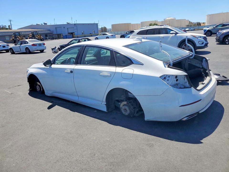 Продаж на аукціоні авто 2018 Honda Accord, vin: 1HGCV1F34JA121701, номер лоту: 63423996
