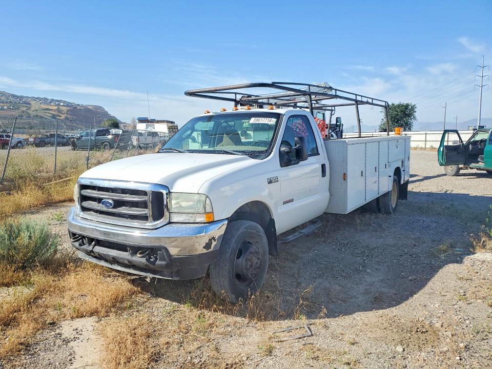 59617716 :رقم المزاد ، 1FDAF56P64EB52227 vin ، 2004 Ford F550 مزاد بيع