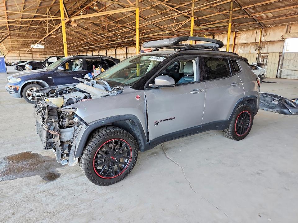 59169456 :رقم المزاد ، 3C4NJDDB6KT617883 vin ، 2019 Jeep Compass مزاد بيع