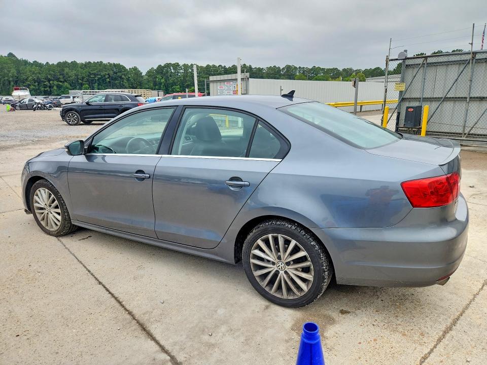 2014 Volkswagen Jetta მანქანა იყიდება აუქციონზე, vin: 3VWLL7AJ1EM445630, აუქციონის ნომერი: 61143946