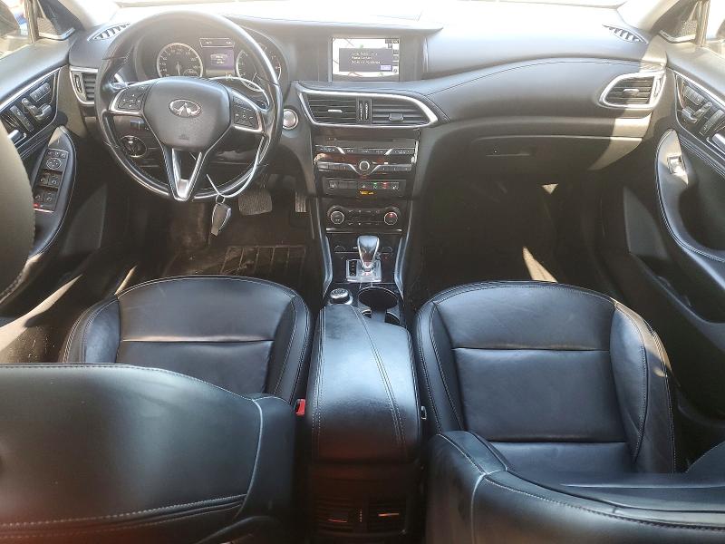 61767666 :رقم المزاد ، SJKCH5CR7HA028958 vin ، 2017 Infiniti Qx30 مزاد بيع