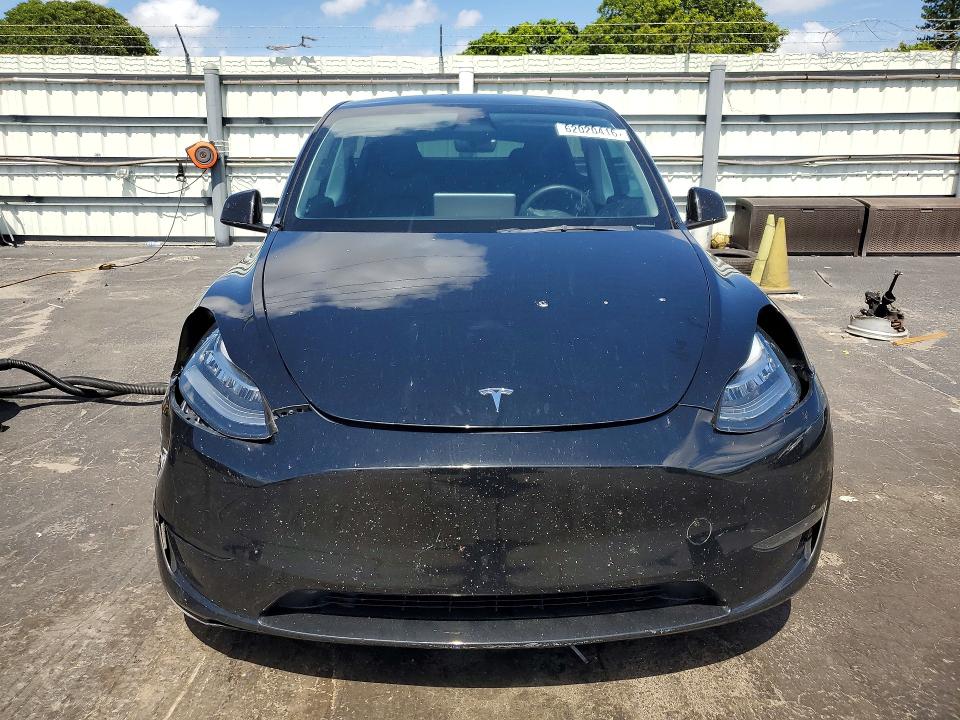 Продаж на аукціоні авто 2022 Tesla Model Y, vin: 7SAYGDEE2NA006742, номер лоту: 62020416