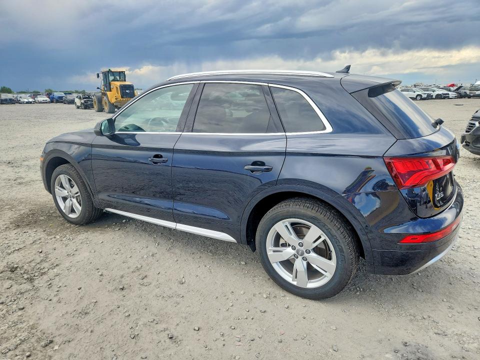 60458146 :رقم المزاد ، WA1BNAFYXJ2233123 vin ، 2018 Audi Q5 مزاد بيع