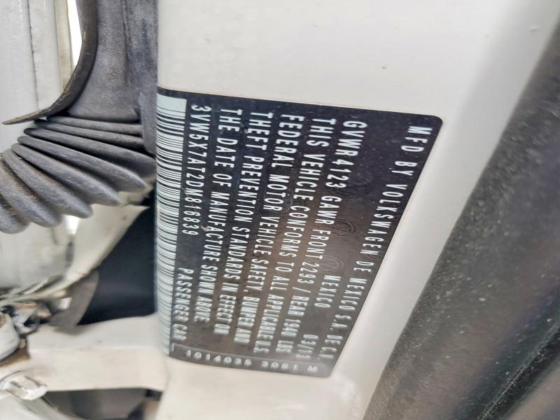 60873336 :رقم المزاد ، 3VW5X7AT2DM816839 vin ، 2013 Volkswagen Beetle مزاد بيع