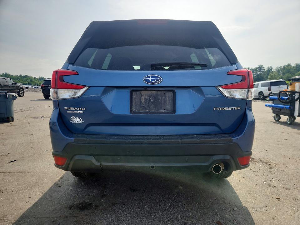 85967575 :رقم المزاد ، JF2SKAUC0MH558713 vin ، 2021 Subaru Forester مزاد بيع