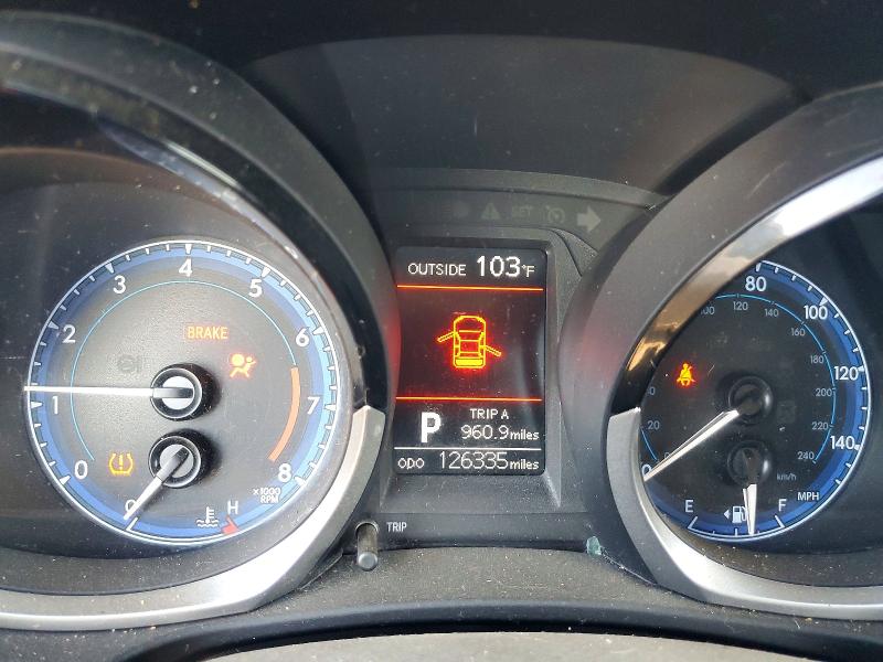 2015 Toyota Corolla მანქანა იყიდება აუქციონზე, vin: 5YFBURHE1FP180363, აუქციონის ნომერი: 60959826