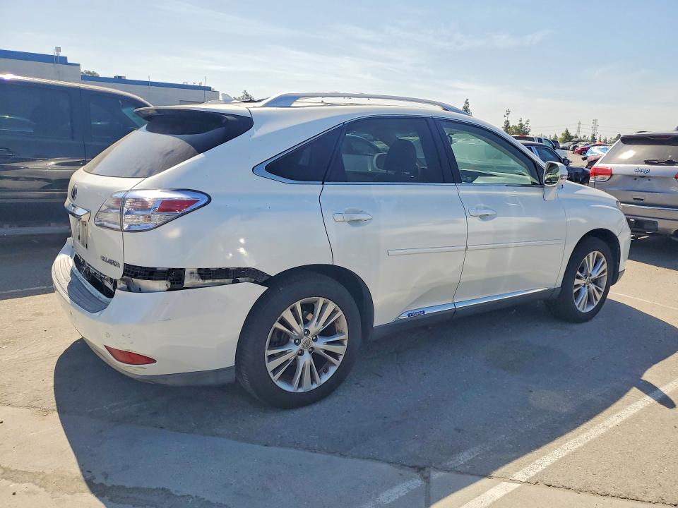 61619666 :رقم المزاد ، JTJBC1BA3B2040783 vin ، 2011 Lexus Rx مزاد بيع
