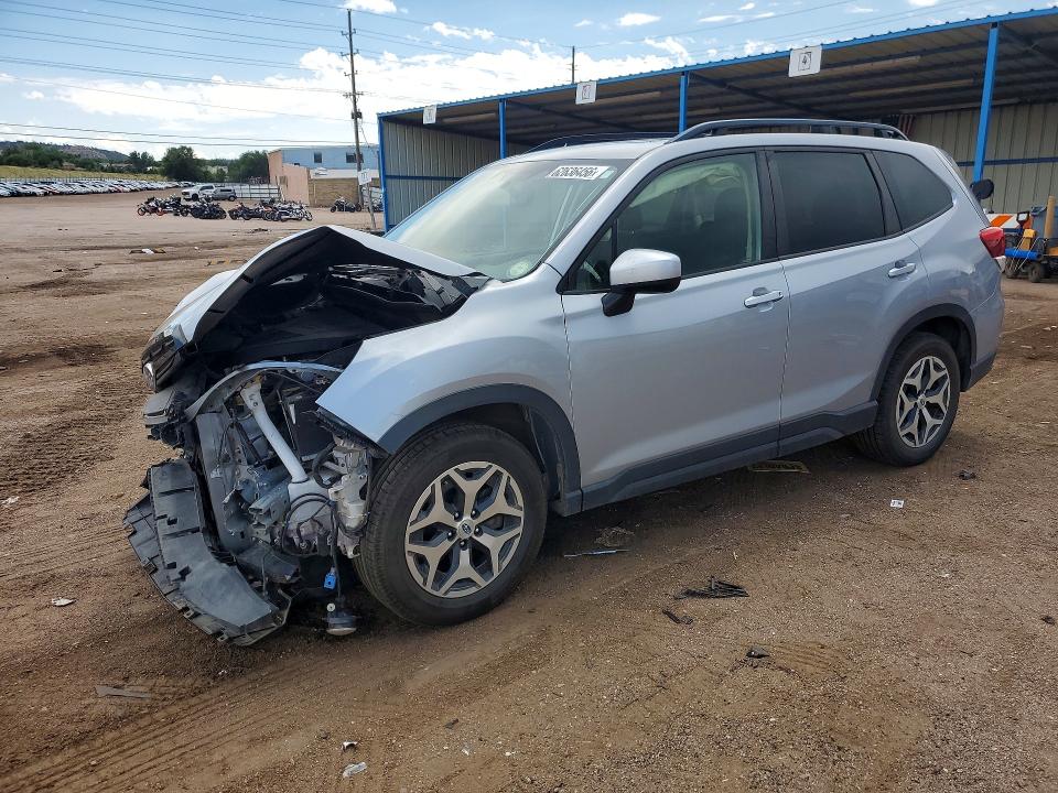 Продажа на аукционе авто 2022 Subaru Forester, vin: JF2SKAEC2NH507214, номер лота: 62636456