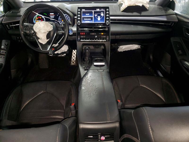 61128306 :رقم المزاد ، 4T1E21FB8LU013585 vin ، 2020 Toyota Avalon مزاد بيع